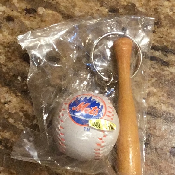 New York Mets key chain new - Picture 3 of 3